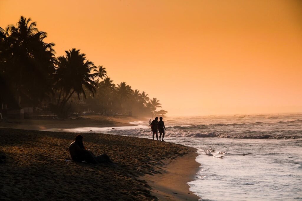 Hikkaduwa nightlife, scuba diving Sri Lanka, cultural sites.